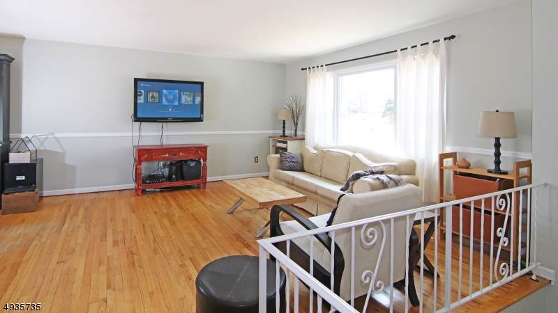 2 Franklin Dr - Photo 1