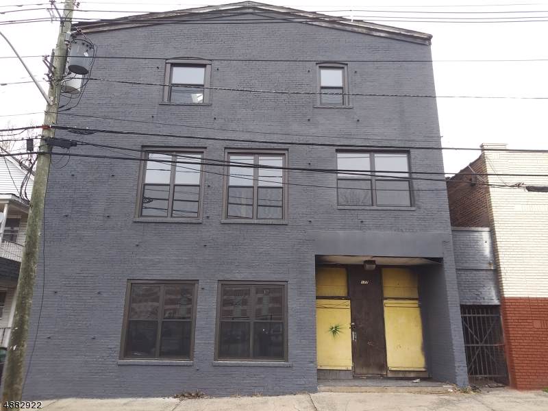 182 New St - Photo 1