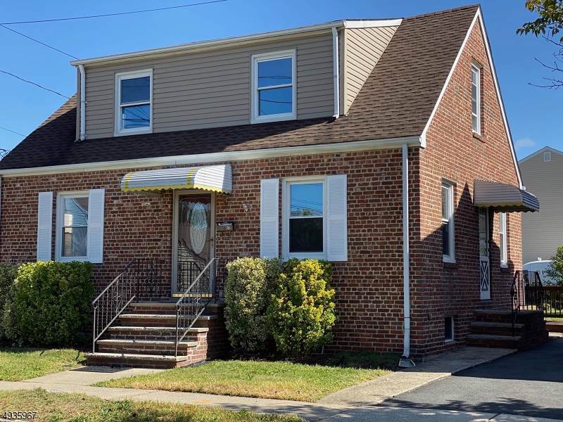 76 Moore Pl - Photo 1