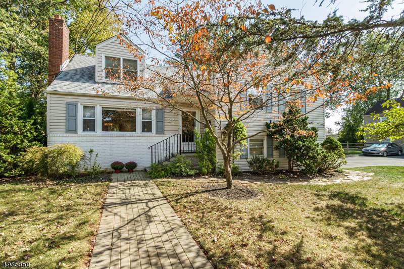 24 Bell Dr - Photo 1