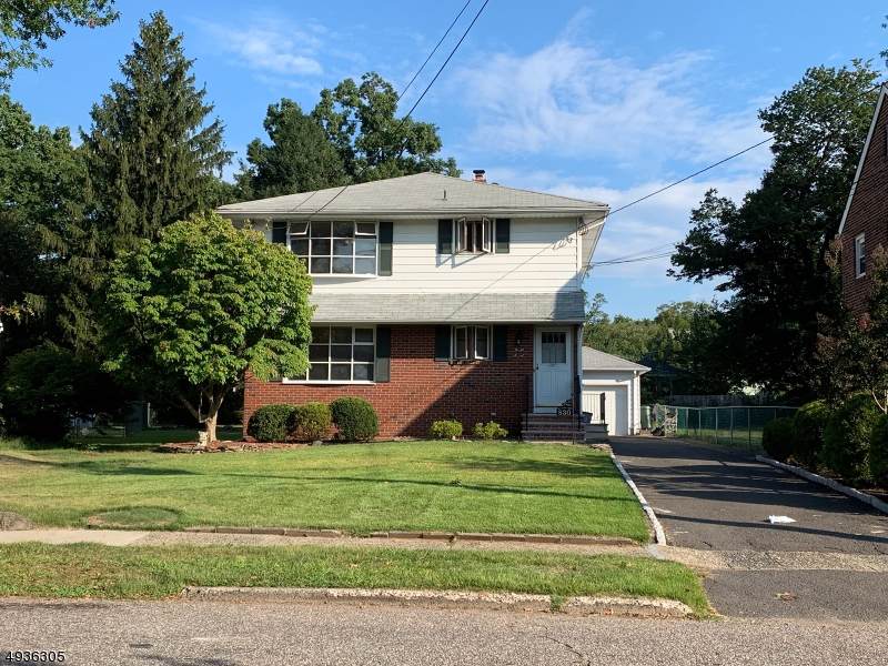 830 2ND ST - Photo 1