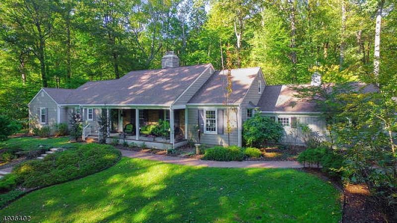 27 Oak Knoll Rd - Photo 1