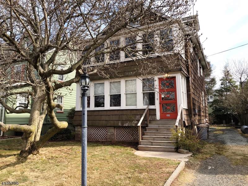 351 Pine Ave - Photo 1