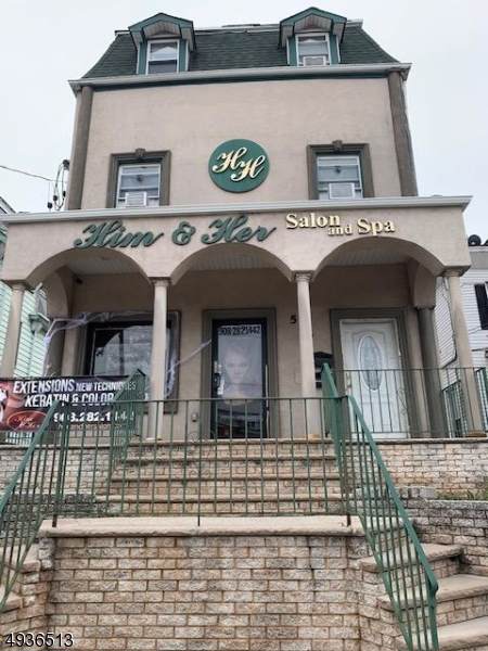 510 Morris Ave - Photo 1