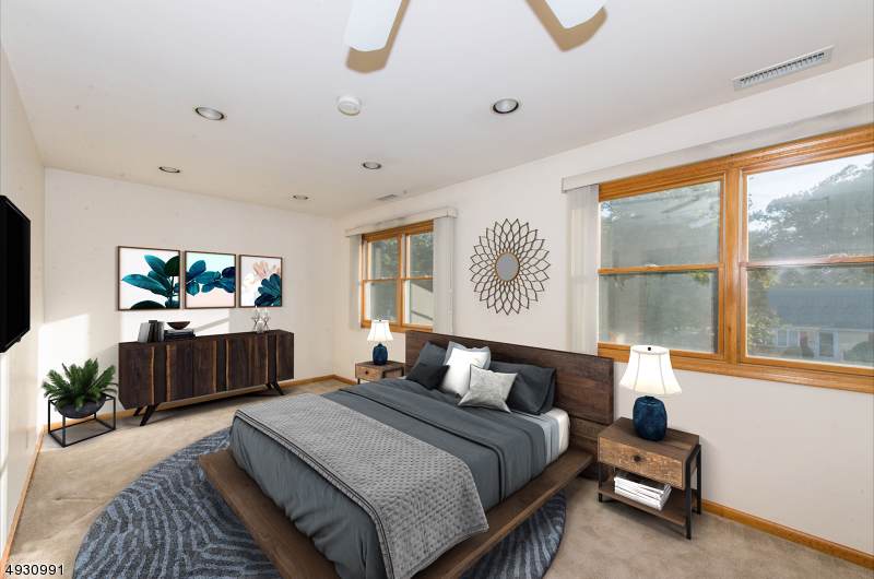 189 Grove Ter - Photo 1