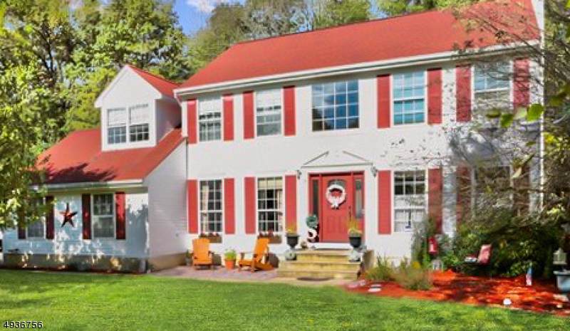 19 Autumn Dr - Photo 1