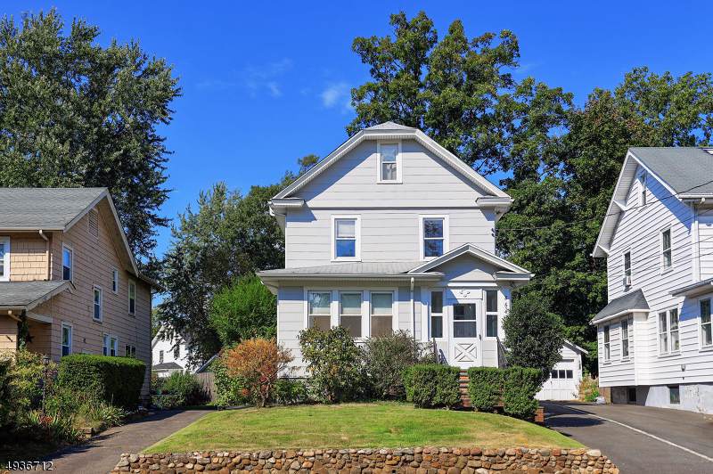 864 W North Ave - Photo 1