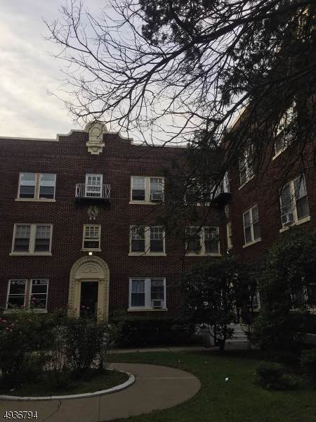 55 Grove St - Photo 1