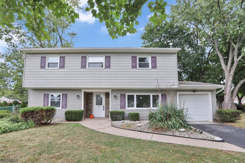 10 Lorrie Ct - Photo 1