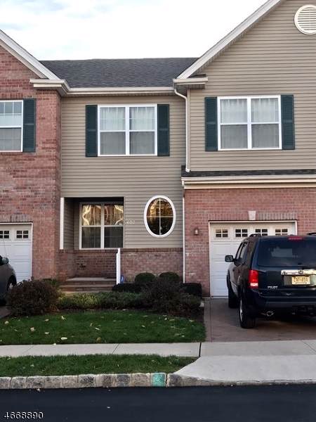 602 Juniper Ct - Photo 1