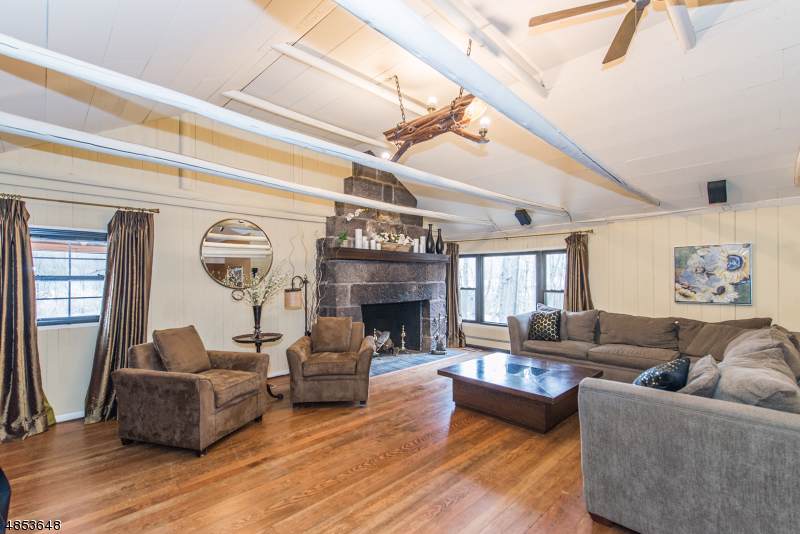 39 Birchwood Ln - Photo 1