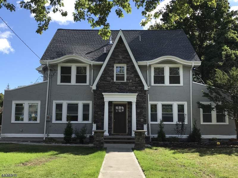 149 Cornell Ave - Photo 1