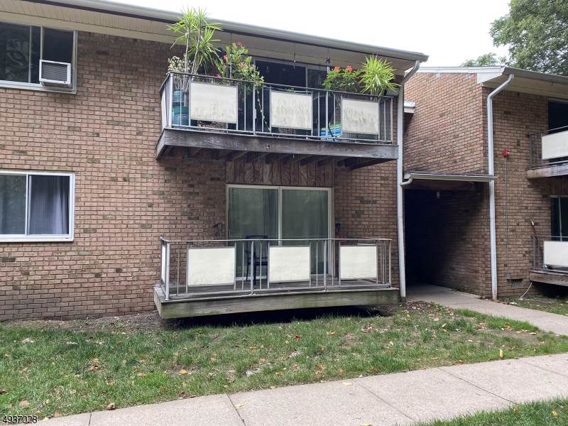 100 Seward St Apt B9 - Photo 1
