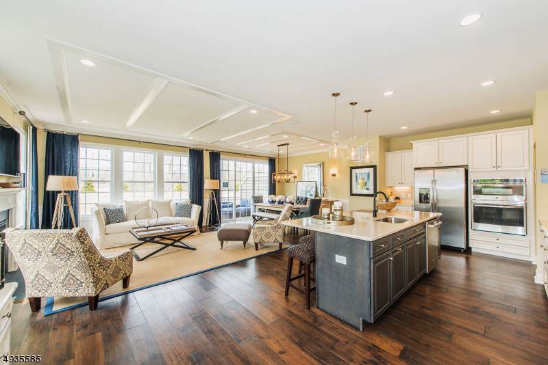 10 Clark Pl - Photo 1