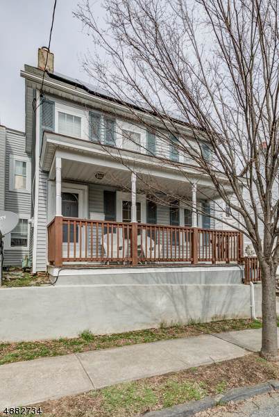 171 Lewis St - Photo 1