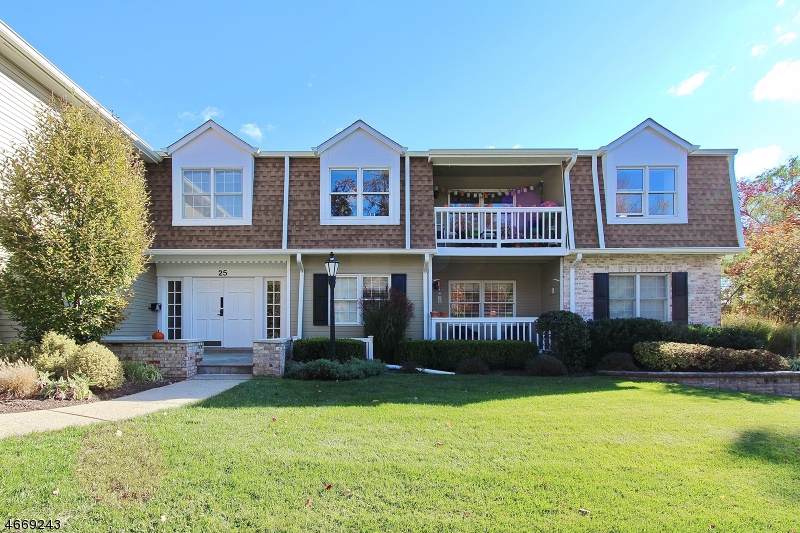 25 Heritage Dr - Photo 1