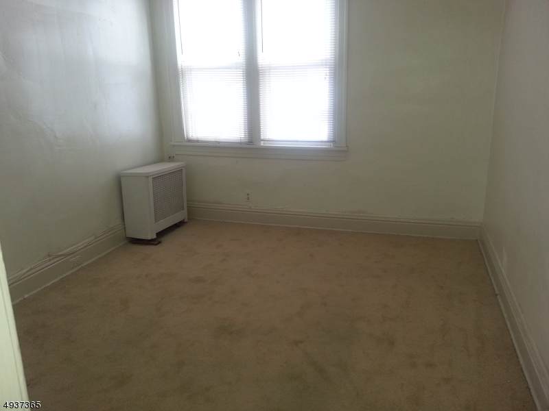 112 Park View Ter - Photo 1