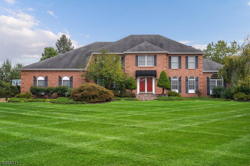 9 Carroll Dr - Photo 1