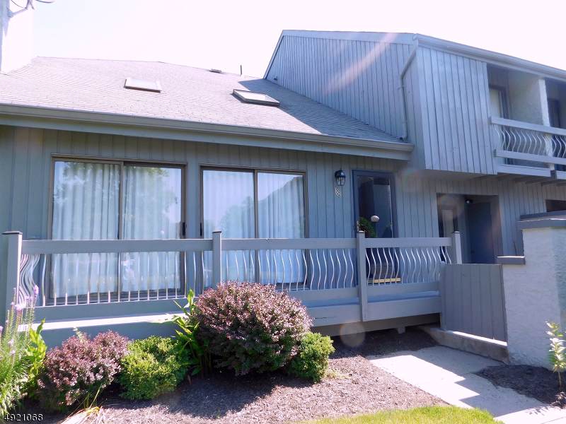 183 Linda Ln - Photo 1