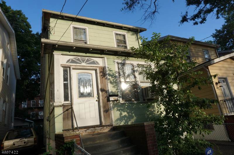 66 Rutgers St - Photo 1