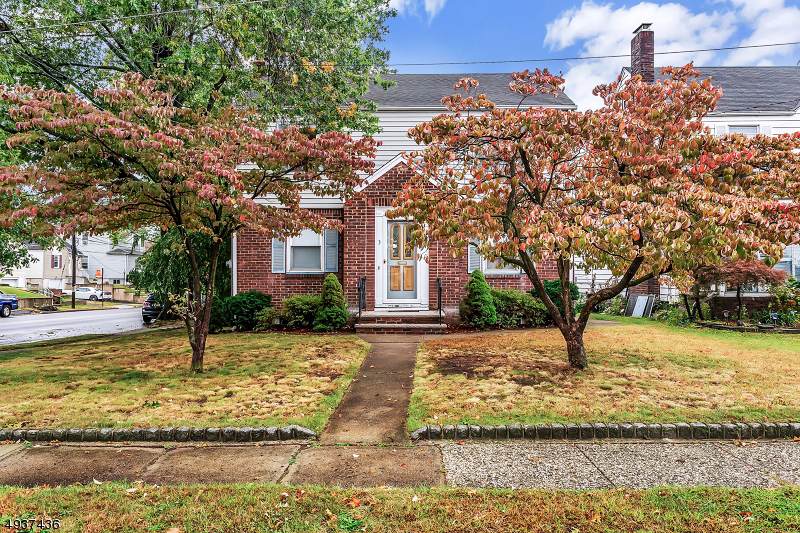 3 Myrtle Ave - Photo 1