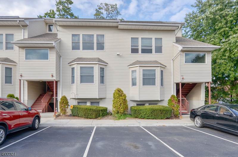 101 Royal Ave - Photo 1