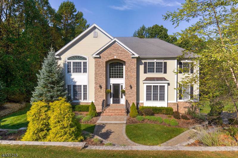 70 Westgate Dr - Photo 1