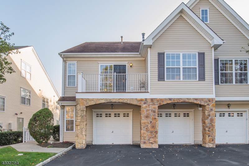 32 Mountainside Dr - Photo 1
