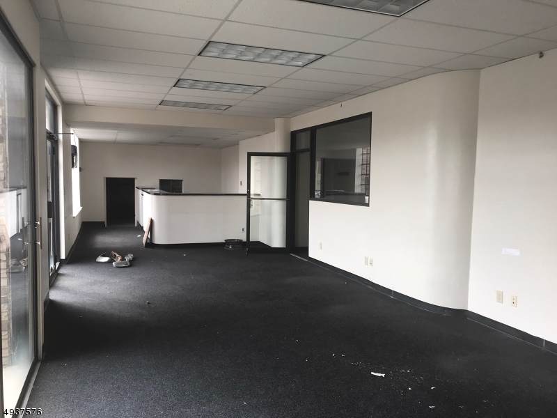 45 Washington Ave - Photo 1
