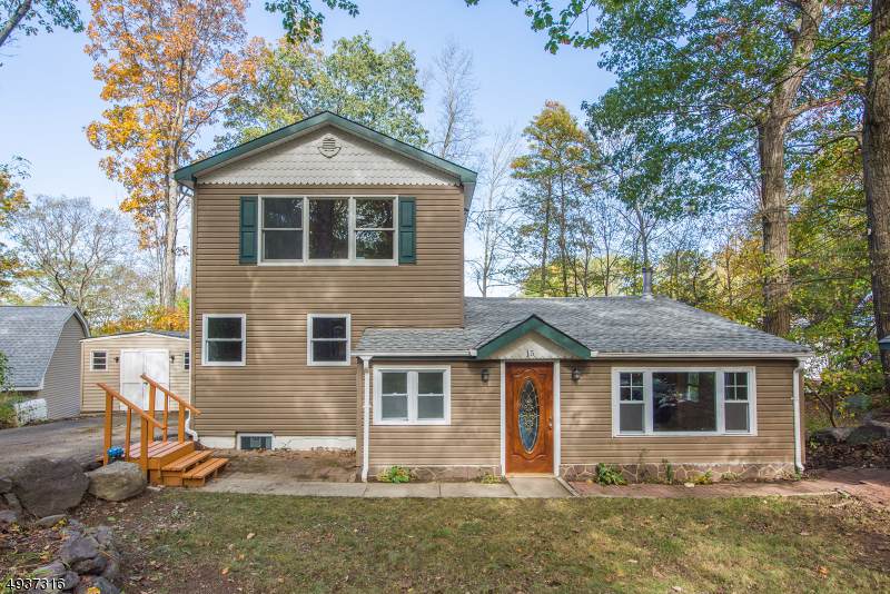 15 Greenwich Rd - Photo 1