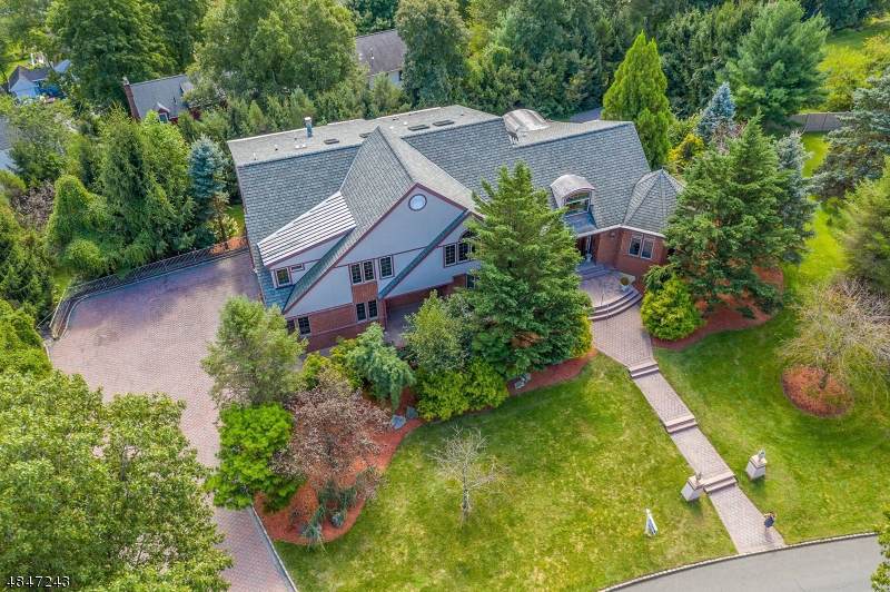 53 Burnet Hill Rd - Photo 1