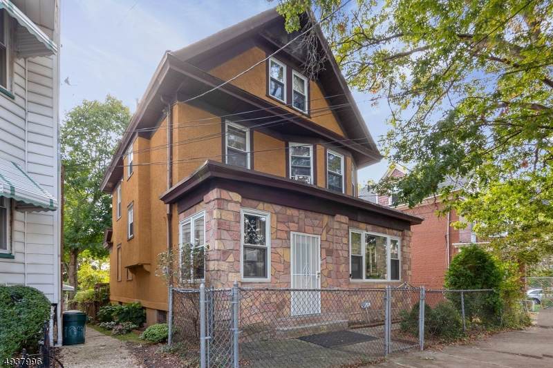 100 N Munn Ave - Photo 1