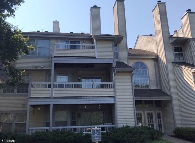 206 Salem Ct 1 - Photo 1