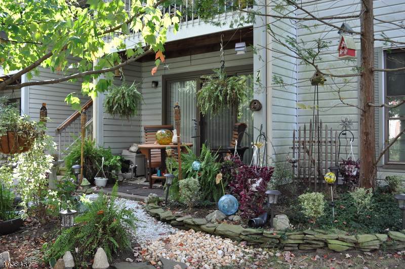 75 Crabapple Ln - Photo 1