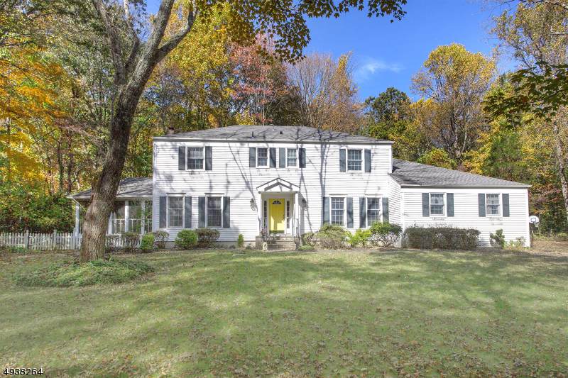 9 Stony Brook Rd - Photo 1