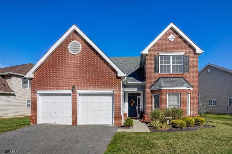 24 Bluffs Ct - Photo 1