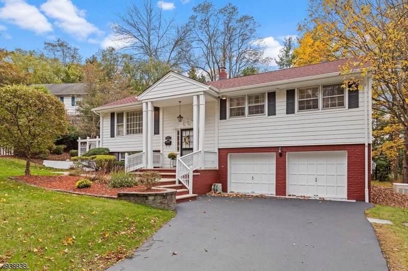 786 Arrow Ln - Photo 1