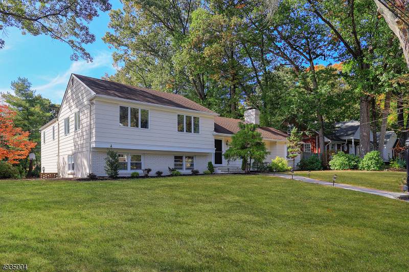 1599 Grouse Ln - Photo 1