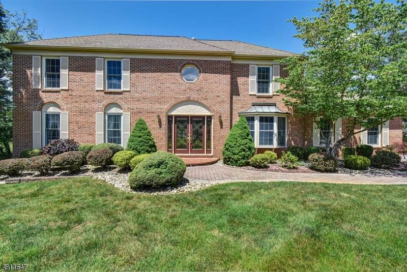 108 Orion Way - Photo 1
