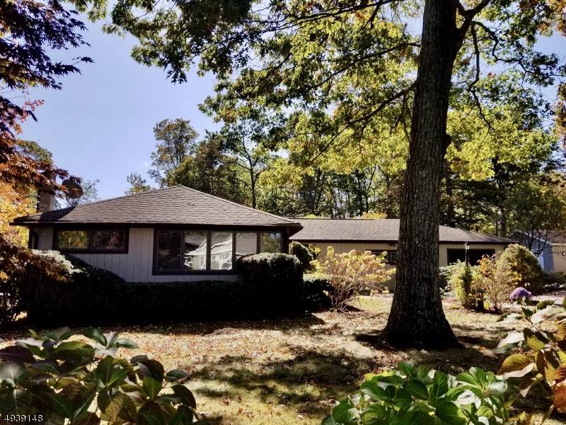49 Myrtle Ave - Photo 1