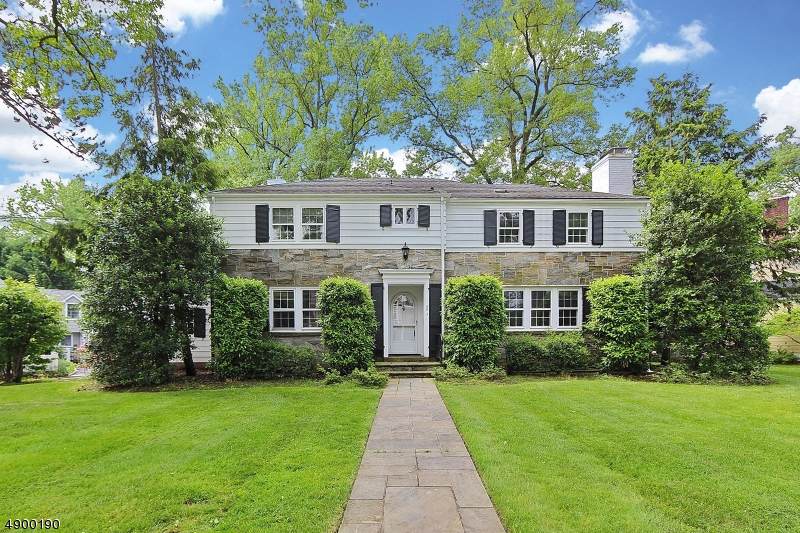 26 Fairhill Rd - Photo 1