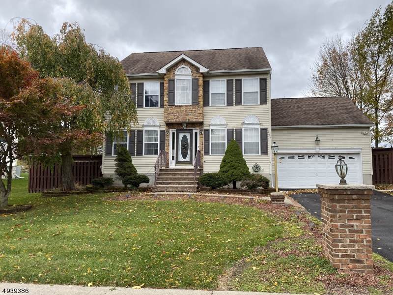16 Paterson Pl - Photo 1