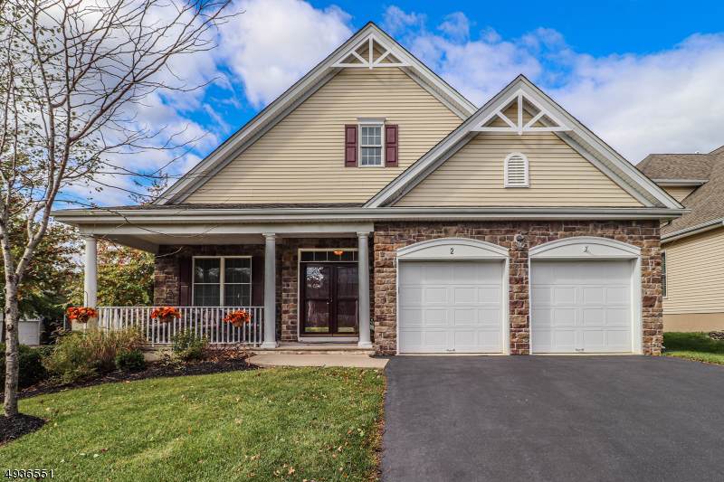 2 Independence Ct - Photo 1