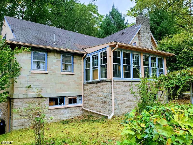 265 Washington Ave - Photo 1
