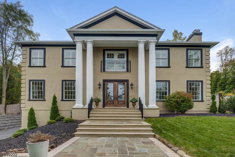10 Watchung Rd - Photo 1