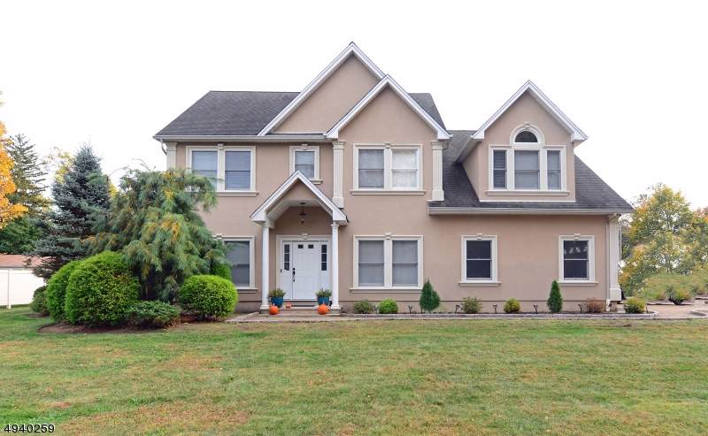 35 Mandeville Ave - Photo 1
