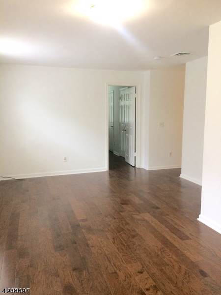 49 Washington St - Photo 1