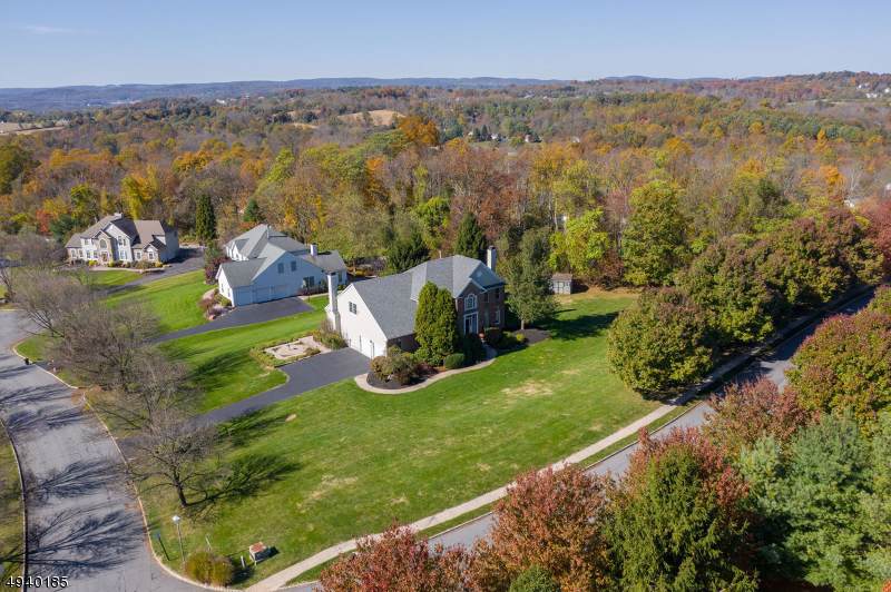 50 Fairfield Dr - Photo 1