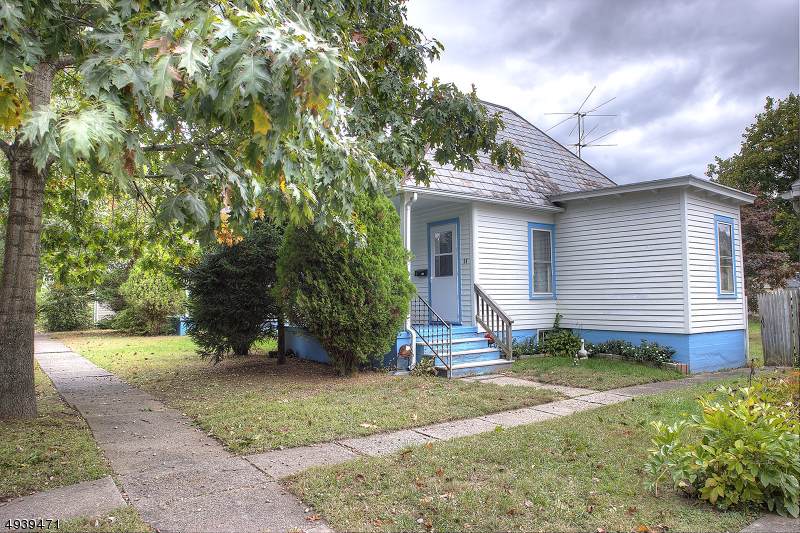 28 7TH ST - Photo 1