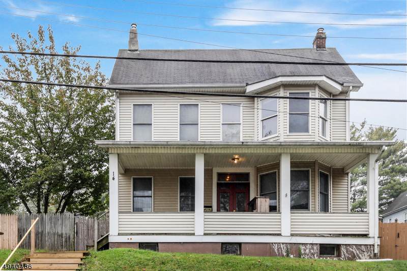 14 Bennett St - Photo 1